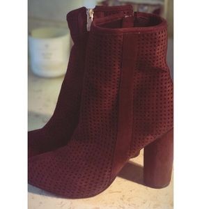 Women’s booties size 10 EUR 40